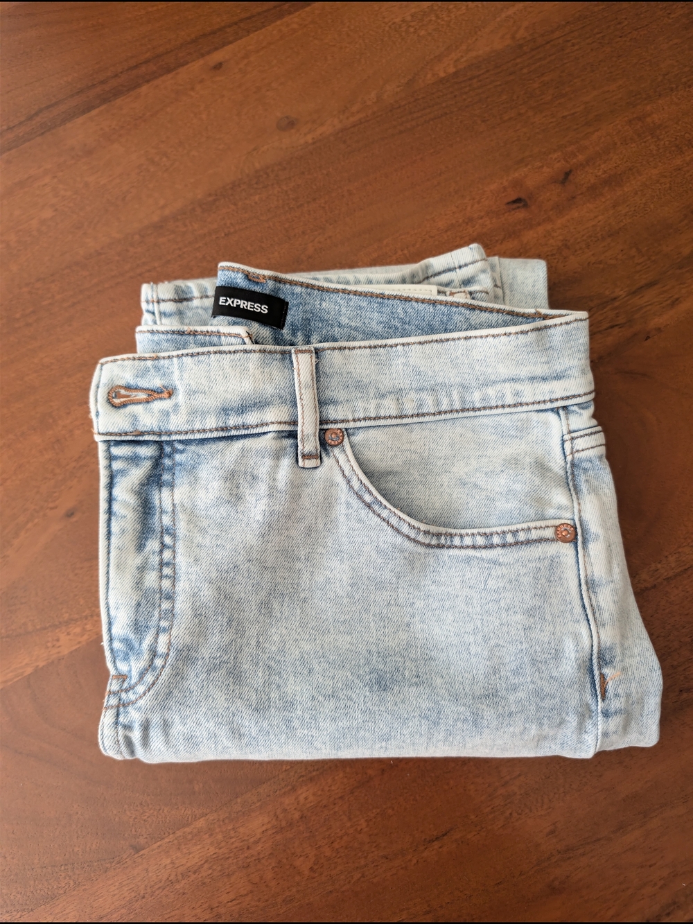 Express Modern Straight Jeans Women's 8R Light Wash Mid Rise Denim